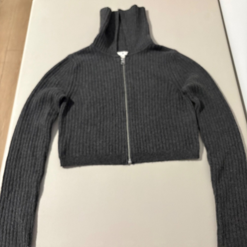 BR Ribbed Cropped Zip Up Sweater Turtleneck Charcoal Gray Size S Y2K Casual